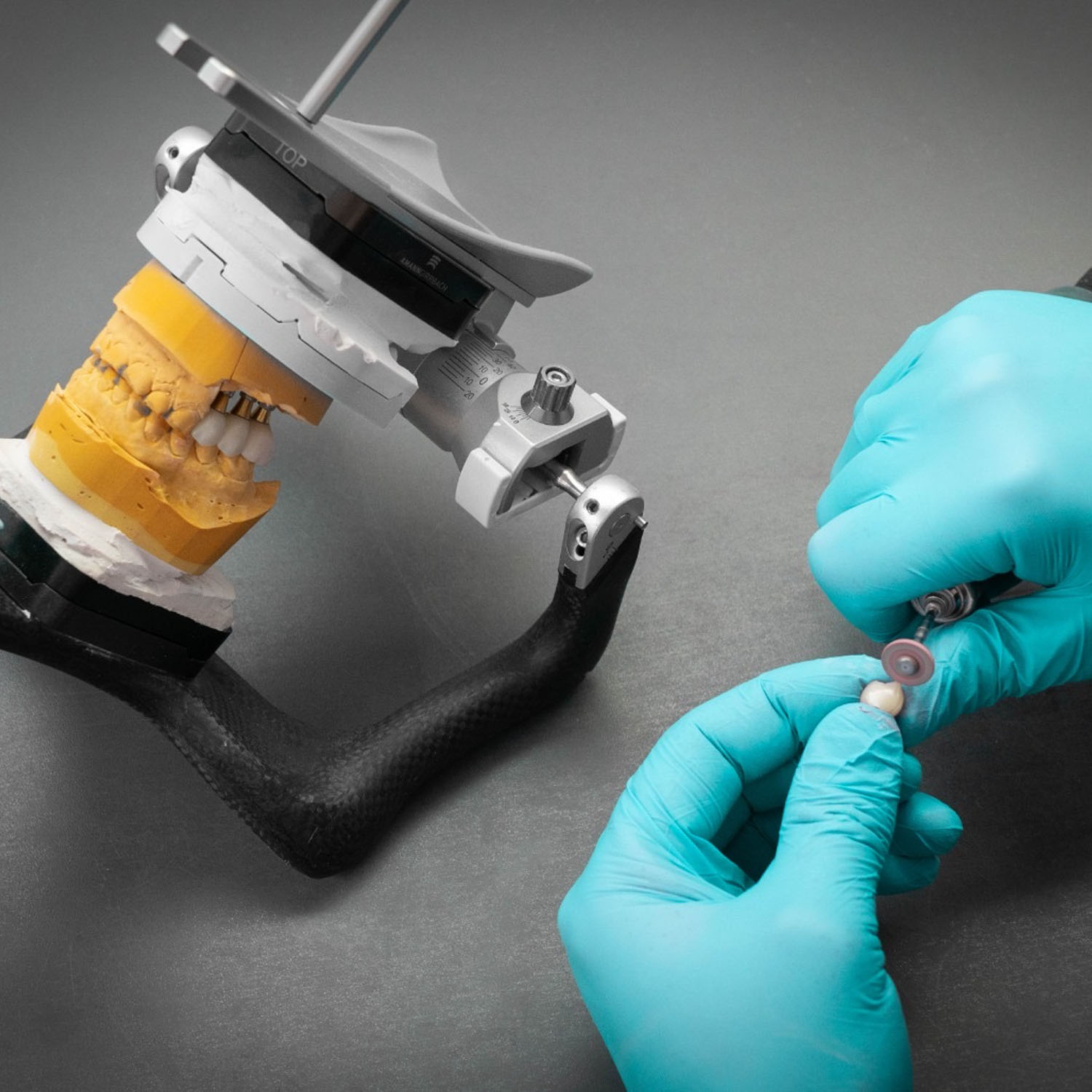 alt_Laborator propriu